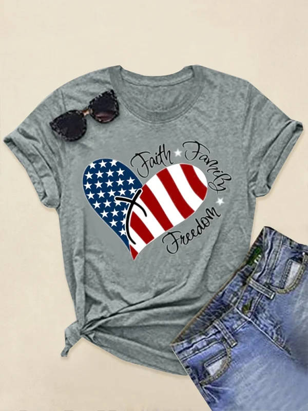 Sb6cc2839ec9445a78b000359b02b666cN.webp plus Size Women's round Neck Short Sleeve Top Featuring American Flag Design for Independence Day Summer Fashion Outfit